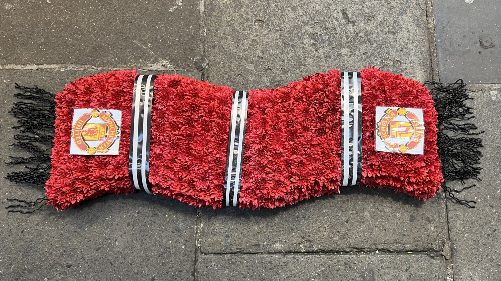 Manchester United scarf